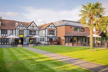 Accommodation at Donnington Manor Hotel in london biggin hill airport
