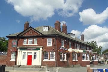 Accommodation at The Cabbage Hall Hotel in liverpool john lennon airport