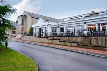 Accommodation at Gomersal Park Hotel in bradford