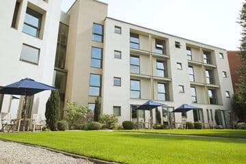 Accommodation at Harts Hotel in nottingham airport