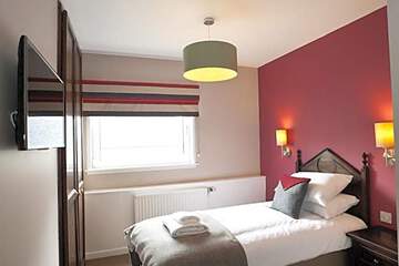 Accommodation at The Crown Inn in stornoway airport