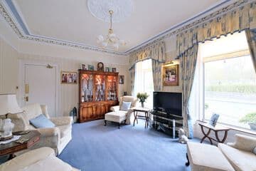 Accommodation at The Jays Guest House in aberdeen airport