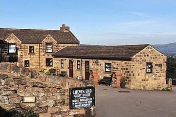 Accommodation at Chevin End Guest House in menston