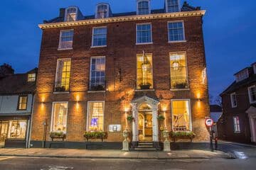 Accommodation at Harbour Hotel Chichester in chichestergoodwood airport
