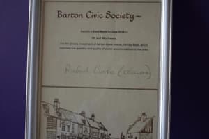 Accommodation at Barton Guest House in hessle railway station