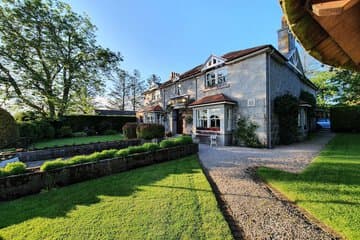 Accommodation at The Redgarth in aberdeen airport