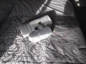 Accommodation at Wellington Hotel in howden