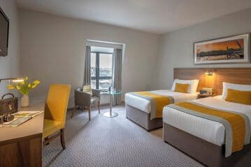 Accommodation at Maldron Hotel Derry in city of derry airport