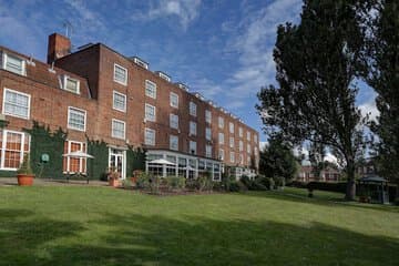 Accommodation at Best Western Welwyn Garden City Homestead Court Hotel in london luton airport