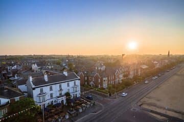 Accommodation at The Queens Hotel Lytham in warton aerodrome