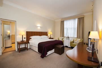 Accommodation at Macdonald Burlington Hotel in birmingham airport