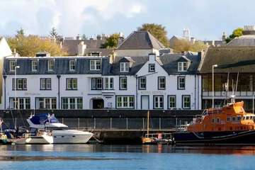 Accommodation at The Royal Hotel in stornoway airport