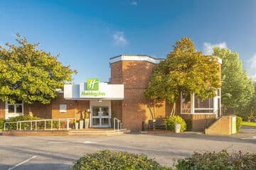 Accommodation at Holiday Inn Basingstoke by IHG in lasham airfield