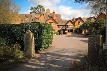 Accommodation at The Casa Hotel and Marco Pierre White Restaurant - Camberley West in blackbushe airport