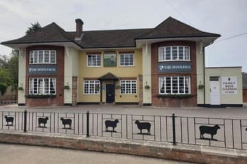 Accommodation at The Woolpack Inn in chichestergoodwood airport