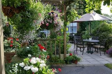 Accommodation at The Bolingbroke Hotel in mod lyneham