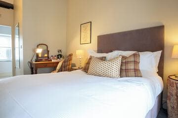 Accommodation at Platos in barbon