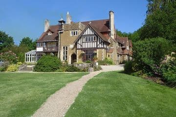 Accommodation at Farnham House Hotel in raf odiham