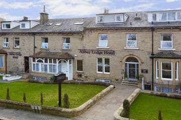 Accommodation at The Abbey Lodge Hotel in shipley