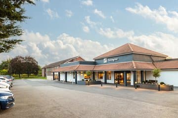 Accommodation at Holiday Inn High Wycombe M40 Jct. 4 by IHG in wycombe air park