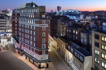 Accommodation at Radisson Blu Hotel London Bond Street in london city airport