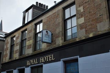 Accommodation at The Royal Hotel Stromness in flotta airport