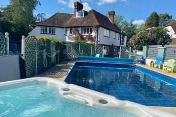 Accommodation at Hazelwick in redhill aerodrome