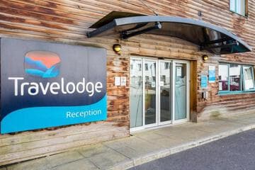 Accommodation at Travelodge Caterham Whyteleafe in london biggin hill airport