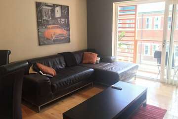 Accommodation at Apartment-sleeps4-balcony-parking-petsok in hull