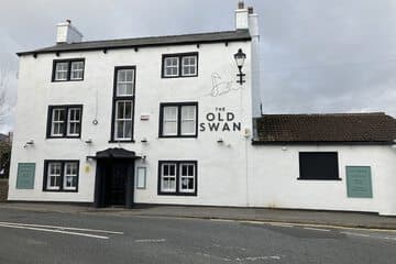 Accommodation at Old Swan in bell busk