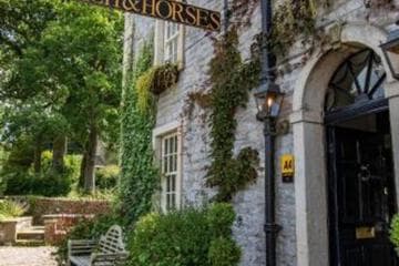 Accommodation at The Coach and Horses in tosside