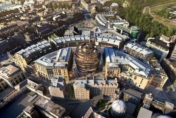 Accommodation at Roomzzz Edinburgh in edinburgh airport