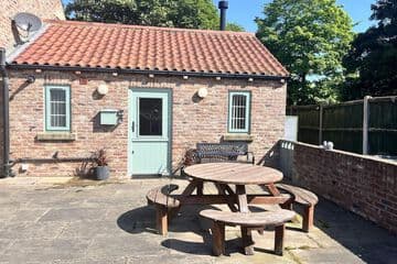 Accommodation at One Bedroom Barn With Free Parking in barmston
