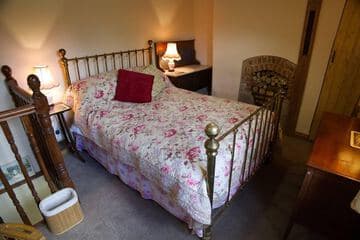 Accommodation at Cottage - Sleeps 2 - Garden - Parking in newcastle international airport