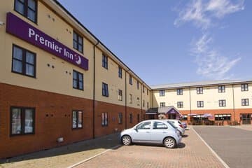 Accommodation at Premier Inn Chichester South - Gate Leisure Park in chichestergoodwood airport