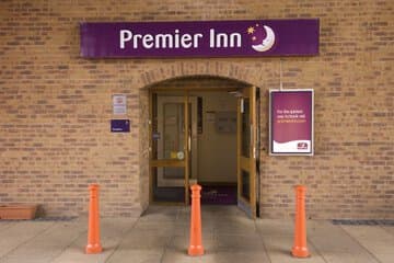 Accommodation at Premier Inn Sheffield / Barnsley - M1 Jct36 in chapeltown