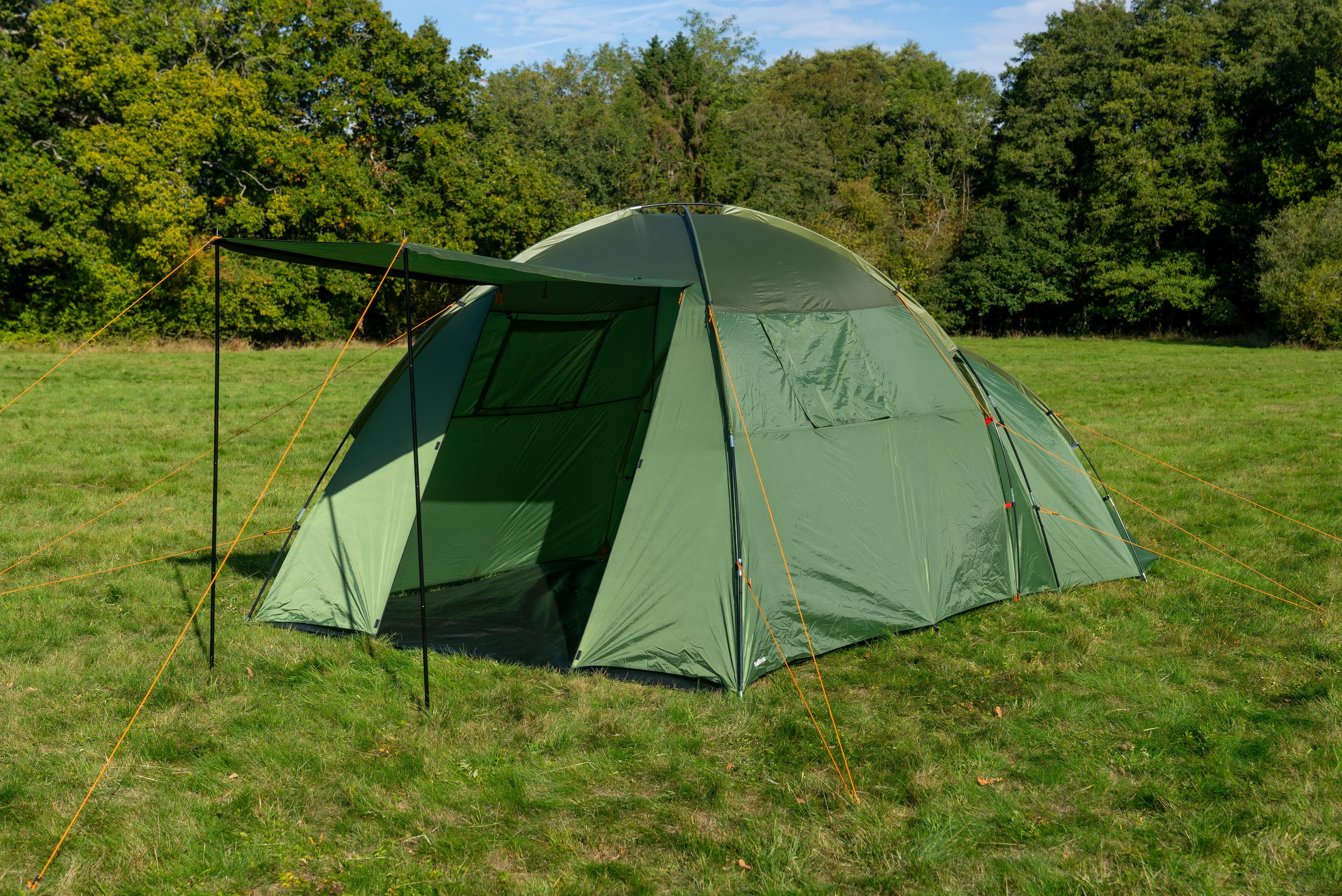Halfords 4 Person Domed Tunnel Tent