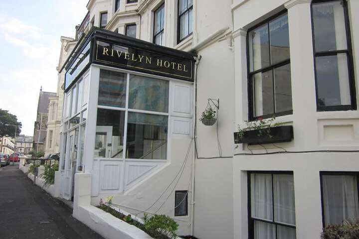 Rivelyn Hotel Bar &  Restaurant Image 1