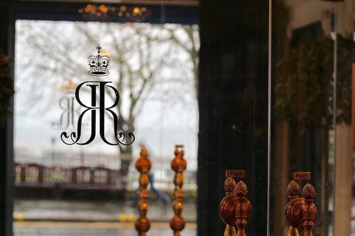 The Royal Hotel Image 4