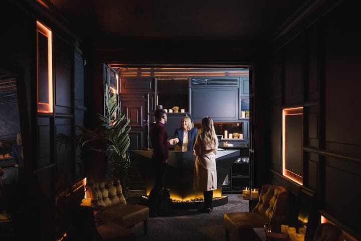 Impossible Motel Image 6