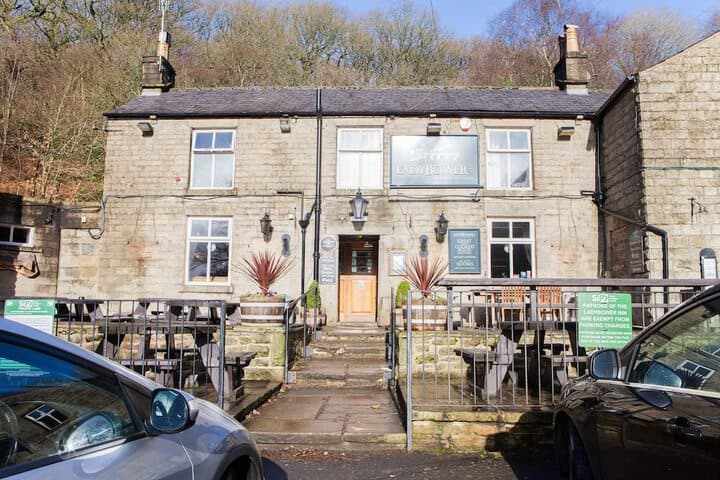 Ladybower Inn Image 2