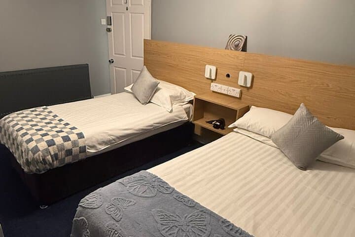 Diamonds Inn Ltd Image 9