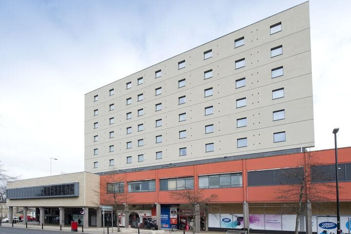 Premier Inn Sheffield / Barnsley - M1 Jct36 Image 7