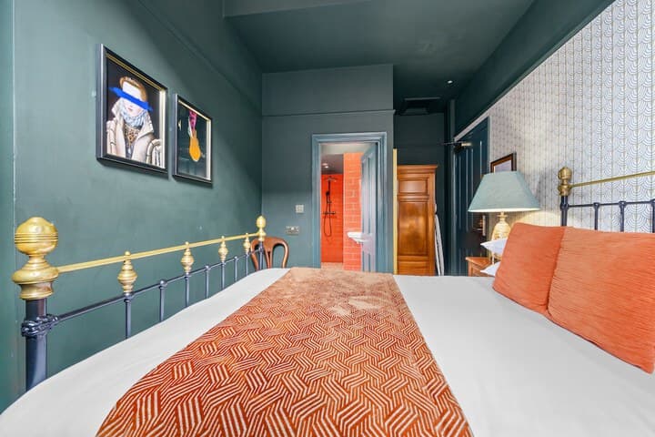 Clementines Guest House Image 12