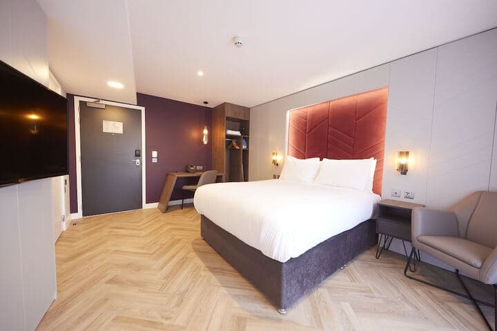 Roomzzz York City Image 10