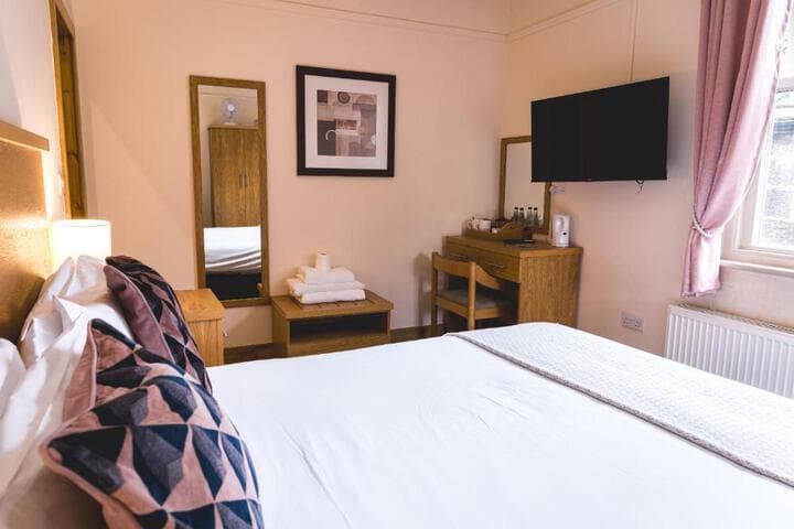 The Horse &  Farrier Image 9