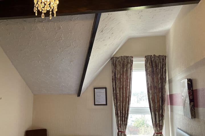 Diamonds Lodge Ltd Image 5