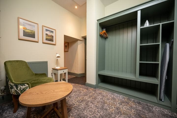 Rockingham Arms by Greene King Inns Image 8