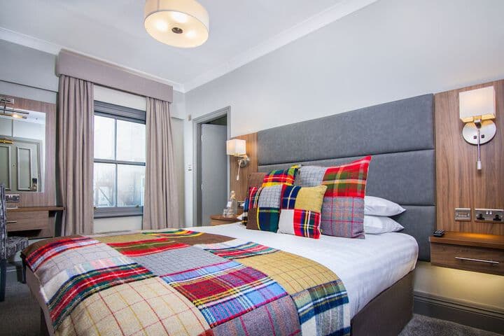 The Yorkshire Image 8