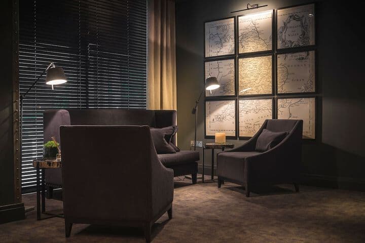 Dakota Leeds Image 3